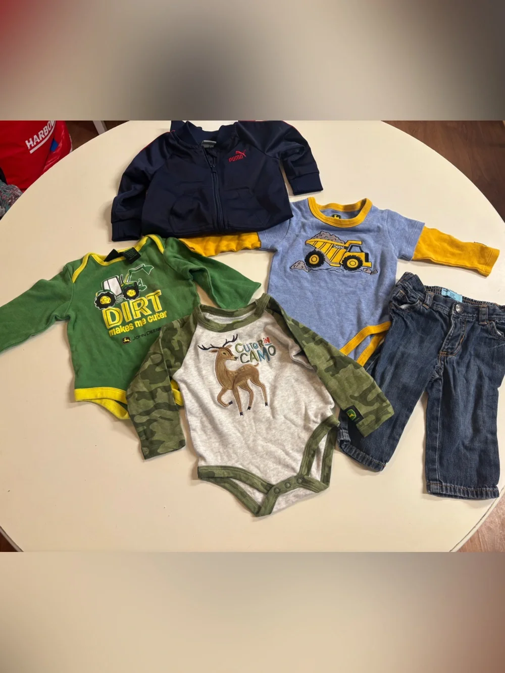 Lot of 5 pieces of 6-9 months boy clothing